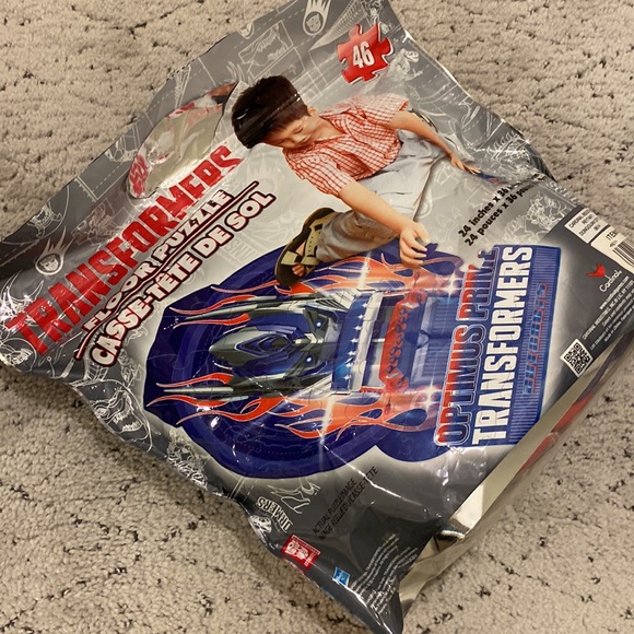 Transformers Floor Puzzle in Bag - Picture 3 of 6